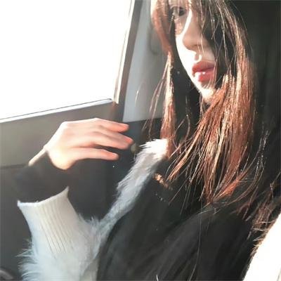 爱在弹指间 海报
