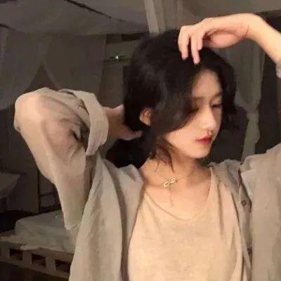 一样的世界 海报